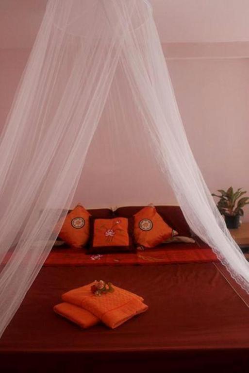Kikie'S House Hostel Chiang Mai Bilik gambar