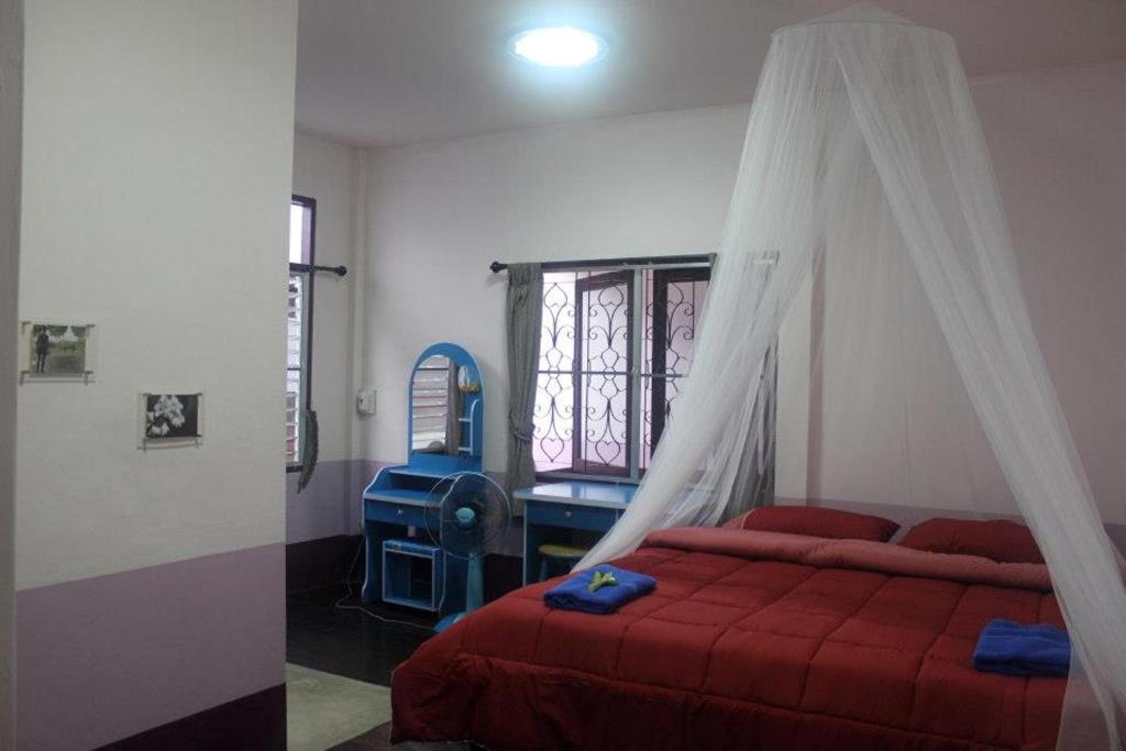 Kikie'S House Hostel Chiang Mai Bilik gambar