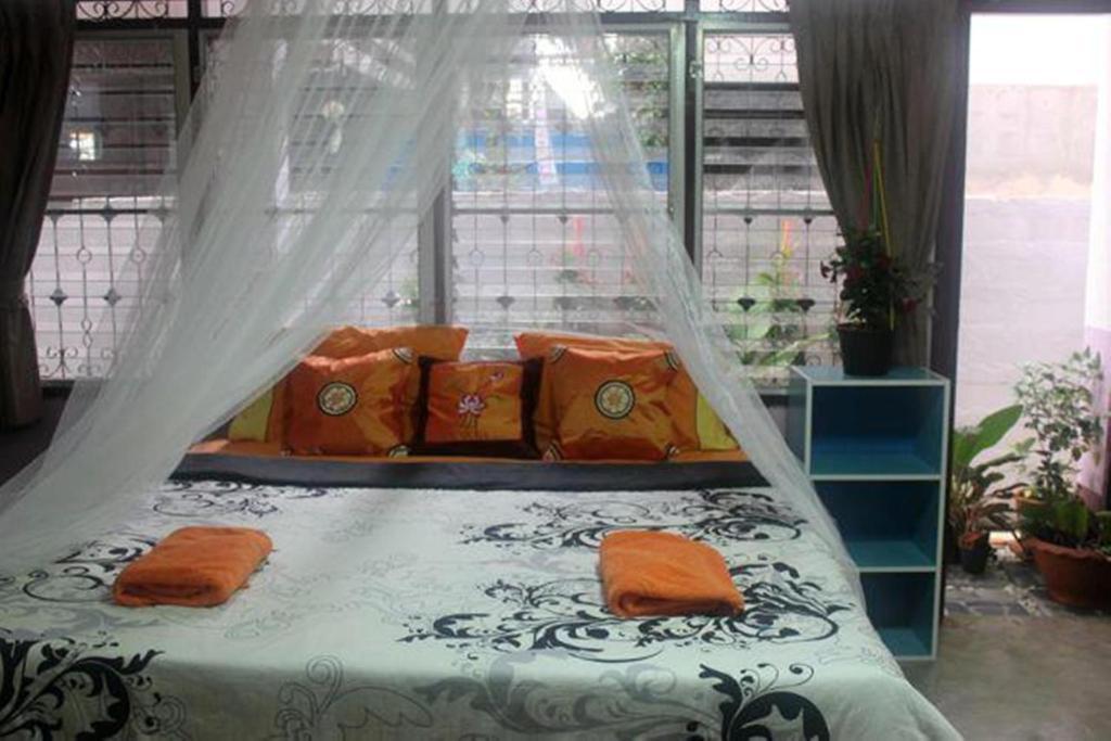 Kikie'S House Hostel Chiang Mai Bilik gambar