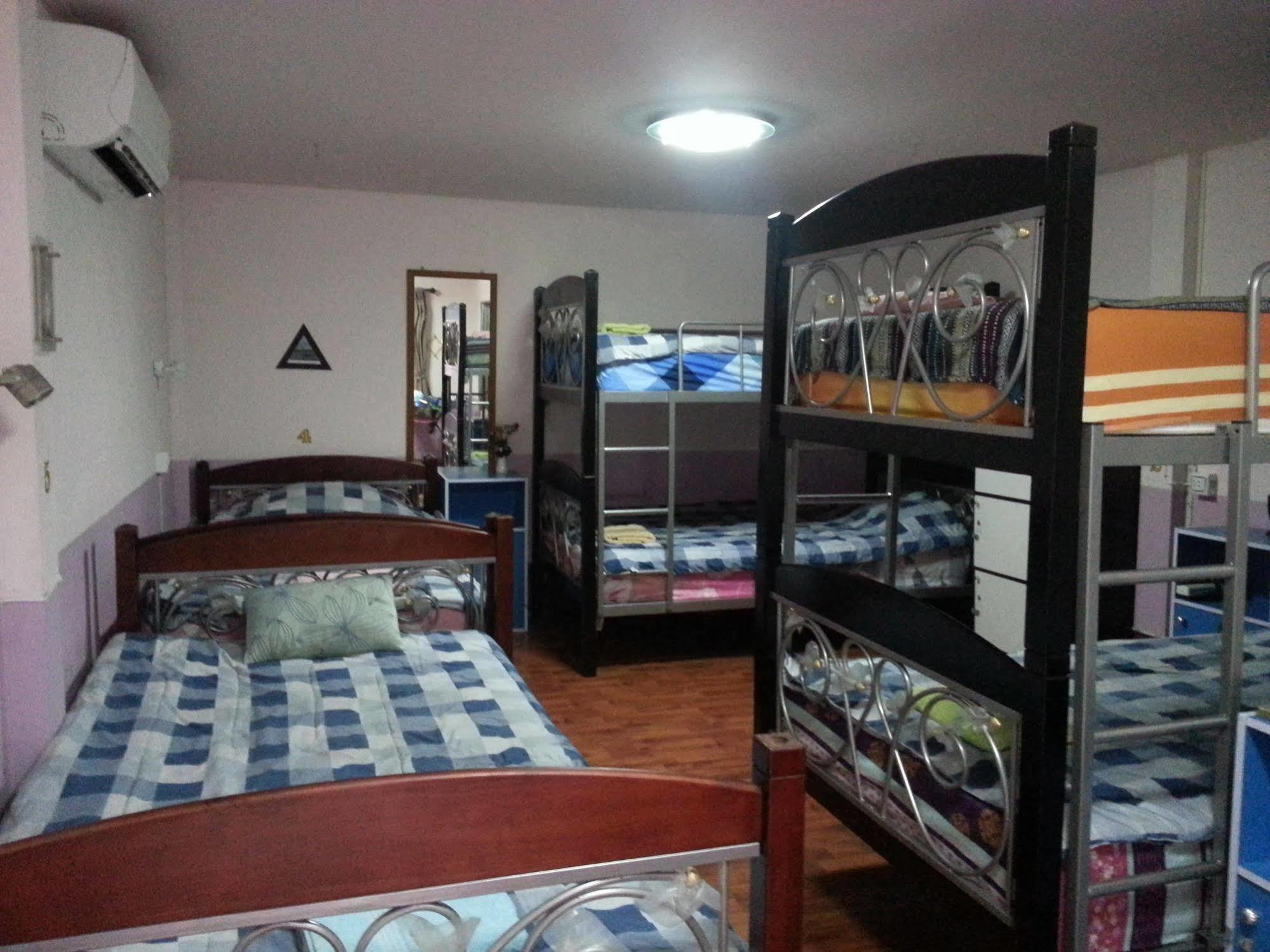 Kikie'S House Hostel Chiang Mai Luaran gambar
